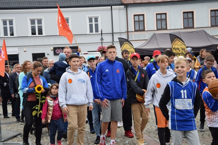 45. Skierniewickie Święto Kwiatów, Owoców i Warzyw. Parada