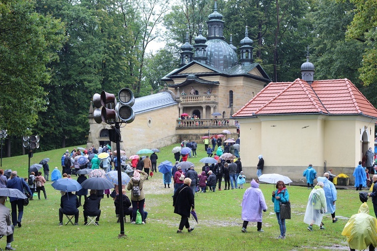 XXX Pielgrzymka Rodzin Archidiecezji Krakowskiej do Kalwarii Zebrzydowskiej cz. 1