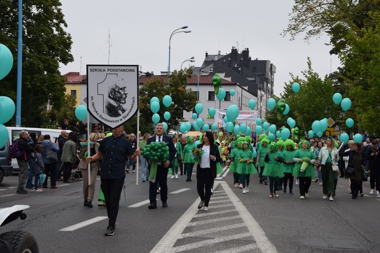 45. Skierniewickie Święto Kwiatów, Owoców i Warzyw. Parada