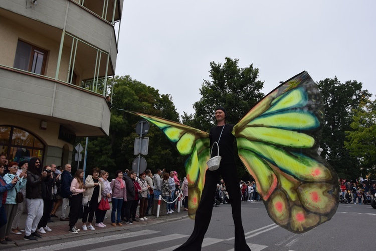 45. Skierniewickie Święto Kwiatów, Owoców i Warzyw. Parada