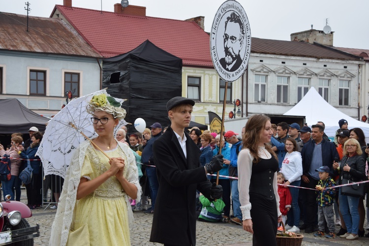 45. Skierniewickie Święto Kwiatów, Owoców i Warzyw. Parada