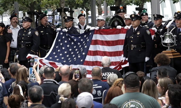 Nowy Jork złożył hołd ofiarom zamachów z 11 września 2001 roku