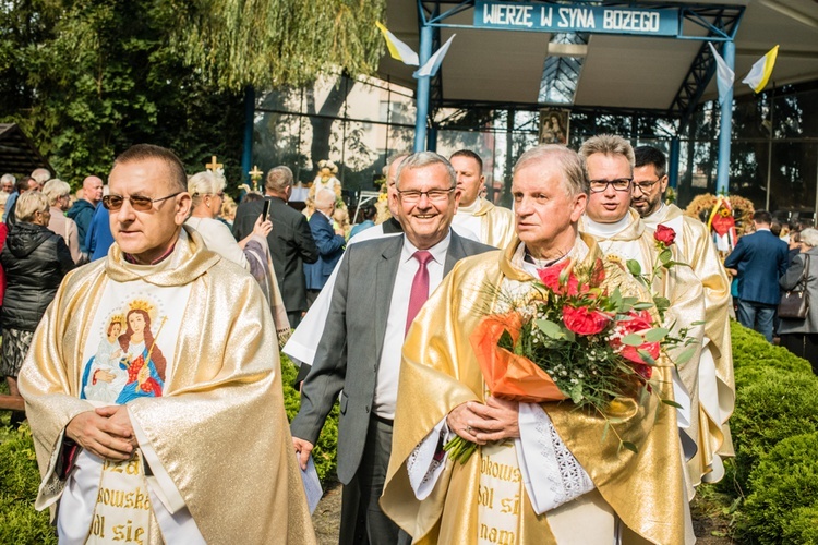 Msza św. i dożynki w Trąbkach Wielkich