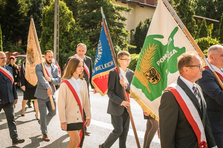 Msza św. i dożynki w Trąbkach Wielkich