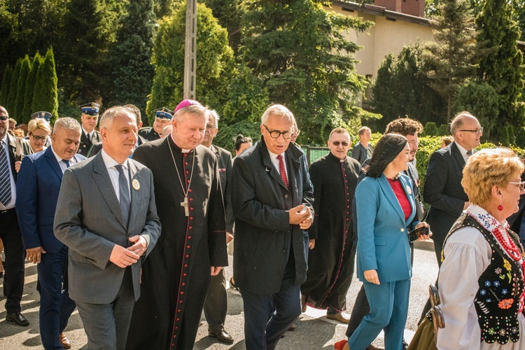 Msza św. i dożynki w Trąbkach Wielkich