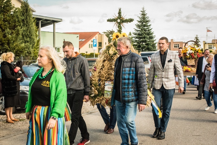 Msza św. i dożynki w Trąbkach Wielkich