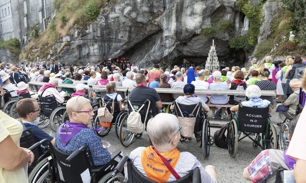 IV Archidiecezjalna Pielgrzymka Chorych i Niepełnosprawnych do Lourdes dobiegła końca