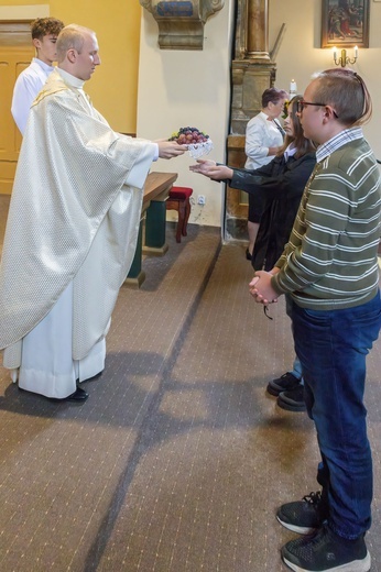 Odpust w kościele Narodzenia NMP w Kudowie-Zdroju Słonem