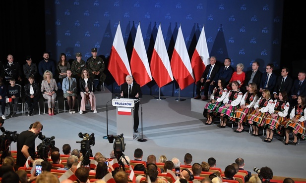 Prezes PiS: Próbuje nam się narzucać nowy typ kultury bez normalnej rodziny. Będziemy bronić zdrowego rozsądku