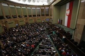 Sejm w uchwale wzywa Niemcy do przyjęcia odpowiedzialności za skutki rozpętania II wojny światowej