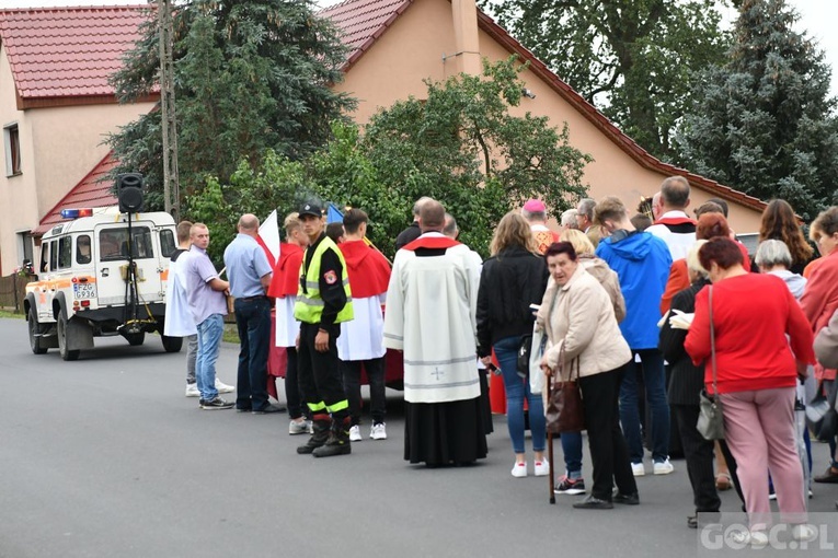 Droga Krzyżowa ulicami Brzeźnicy