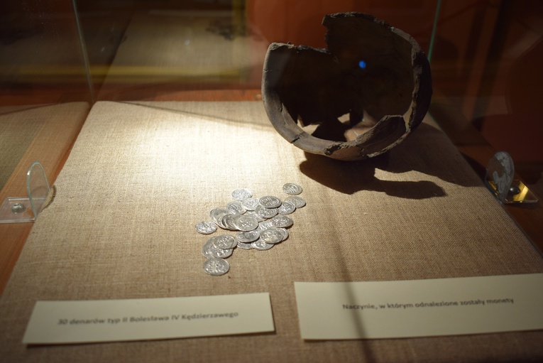 Średniowieczny skarb w Sandomierzu