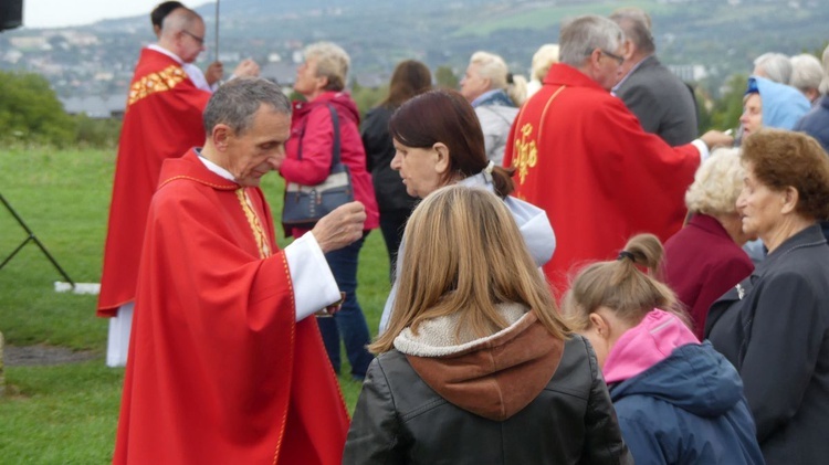 Msza św. za Bielsko-Białą pod Krzyżem na Trzech Lipkach - 2022