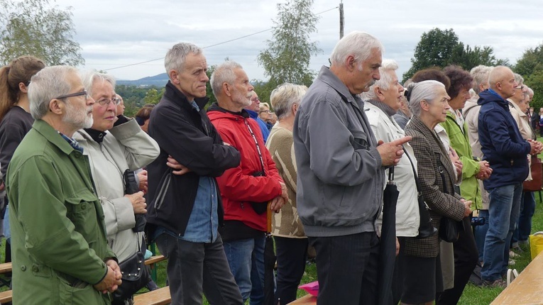 Msza św. za Bielsko-Białą pod Krzyżem na Trzech Lipkach - 2022