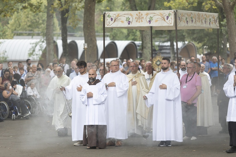 Pielgrzymka do Lourdes cz. 12