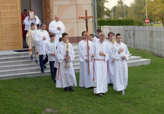 25 lat parafii na radomskim Halinowie