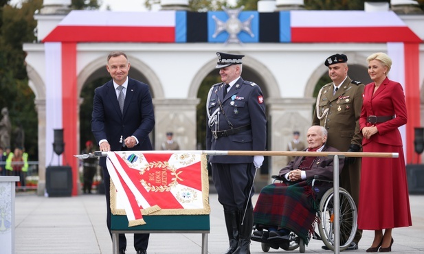Nowy sztandar