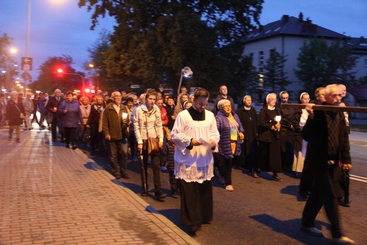 Tarnów. Droga Krzyżowa ulicami miasta