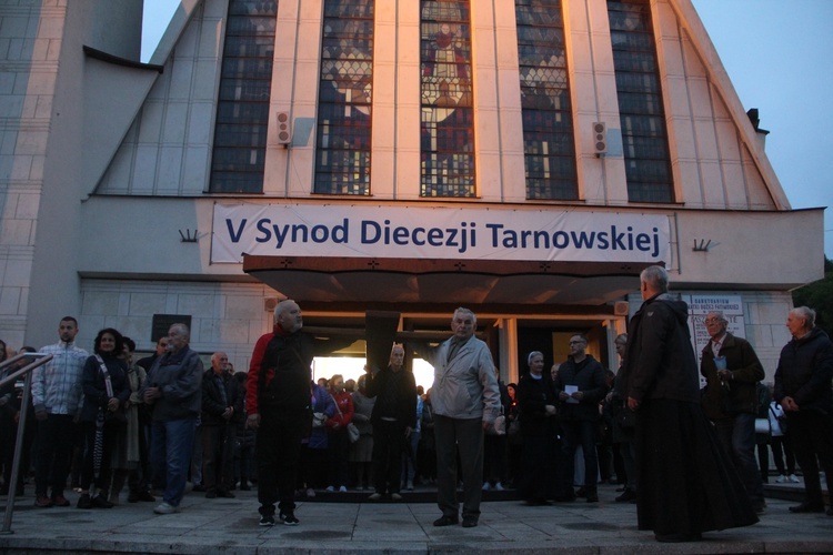 Tarnów. Droga Krzyżowa ulicami miasta