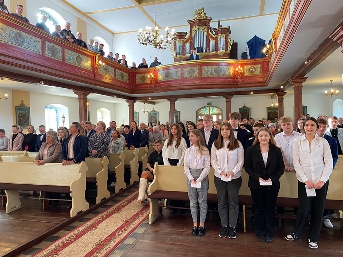 Odpust i bierzmowanie w Białołęce