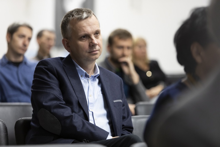 Dyskusja o etyce i mediach w "Gościu Niedzielnym"