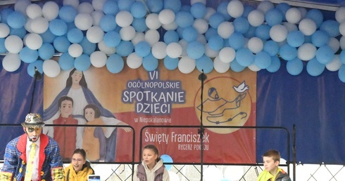 Przybliżali dzieci do Niepokalanej