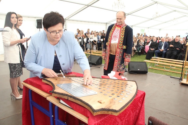 Ks. prof. Bolesław Kumor patronem szkoły w Niskowej