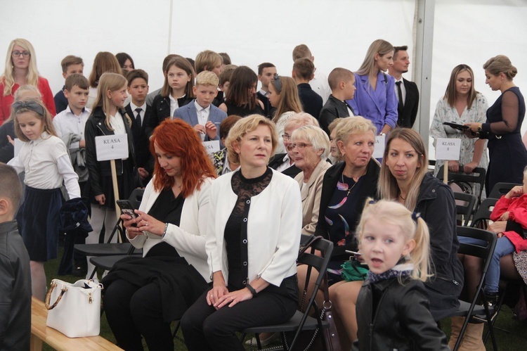 Ks. prof. Bolesław Kumor patronem szkoły w Niskowej