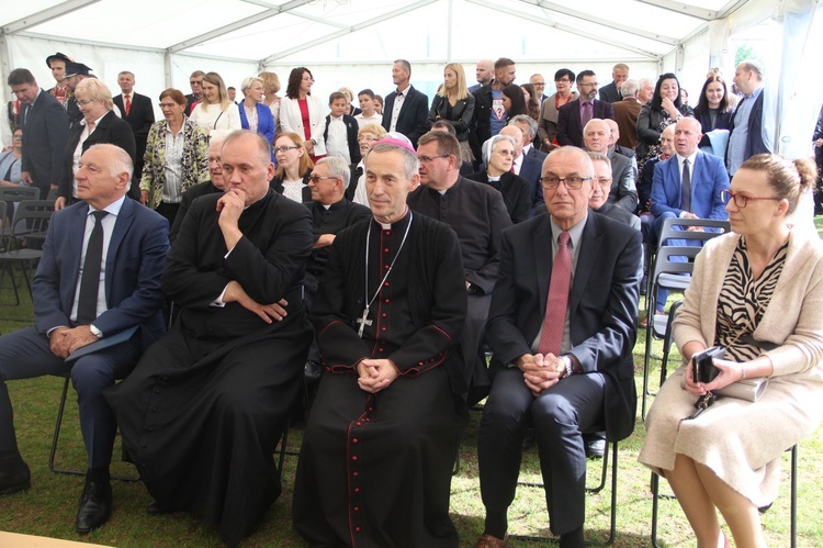 Ks. prof. Bolesław Kumor patronem szkoły w Niskowej