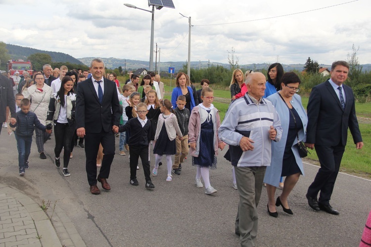 Ks. prof. Bolesław Kumor patronem szkoły w Niskowej