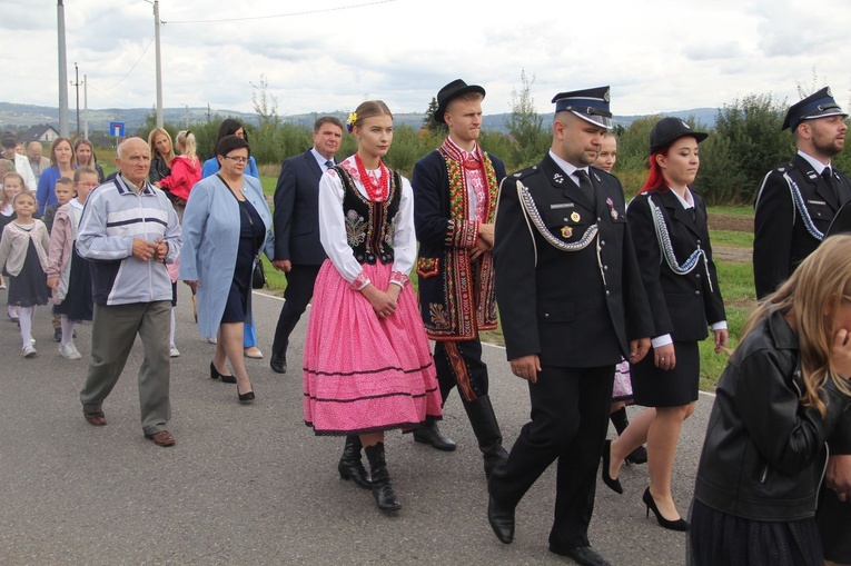 Ks. prof. Bolesław Kumor patronem szkoły w Niskowej