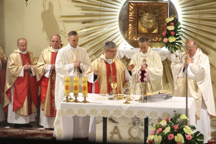 Ks. prof. Bolesław Kumor patronem szkoły w Niskowej