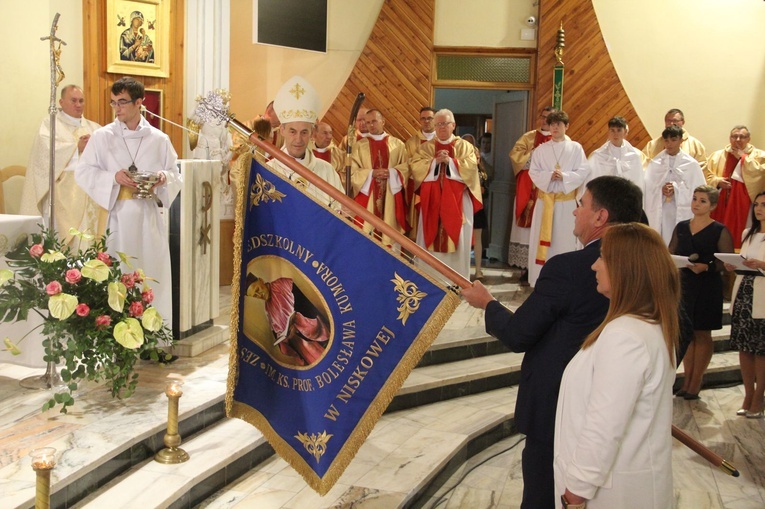 Ks. prof. Bolesław Kumor patronem szkoły w Niskowej