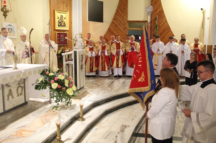 Ks. prof. Bolesław Kumor patronem szkoły w Niskowej