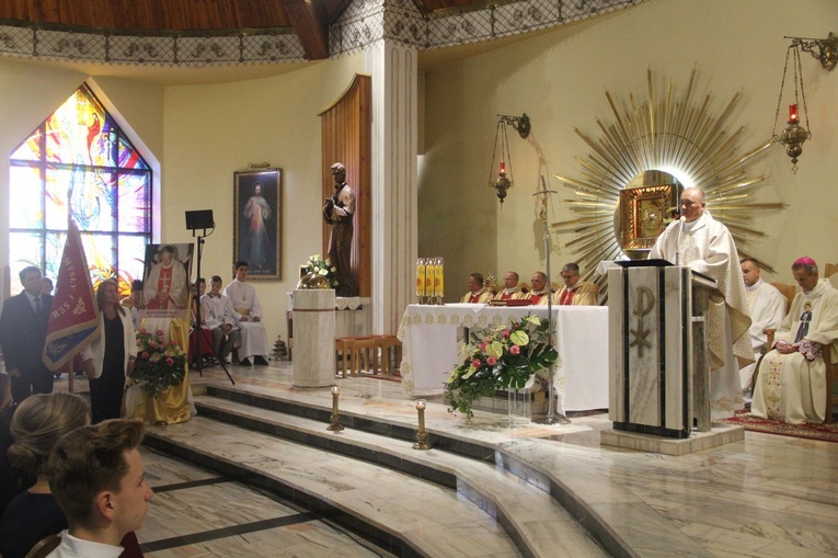 Ks. prof. Bolesław Kumor patronem szkoły w Niskowej