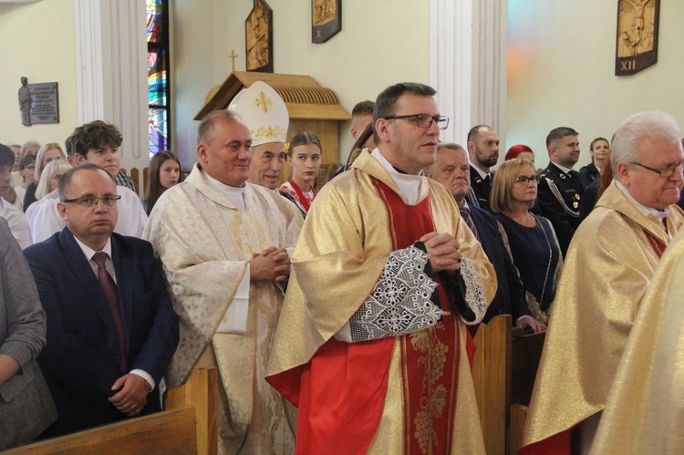 Ks. prof. Bolesław Kumor patronem szkoły w Niskowej