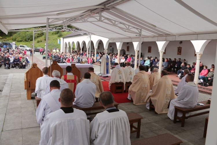 Pielgrzymka Narodów do sanktuarium Maria Hilf w Zlatých Horach