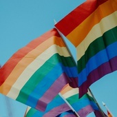Belgia: Kościół opublikował liturgię błogosławienia par homoseksualnych