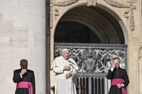 Franciszek: Myślenie o użyciu broni nuklearnej to szaleństwo