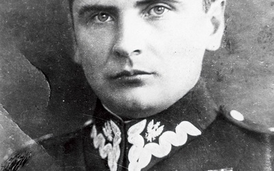 Gen. Stefan Rowecki „Grot”. Zdjęcie przedwojenne w mundurze galowym.