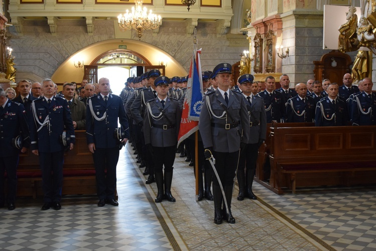 Uroczystosć odnowienia tablicy post. Edwarda Jezierskiego