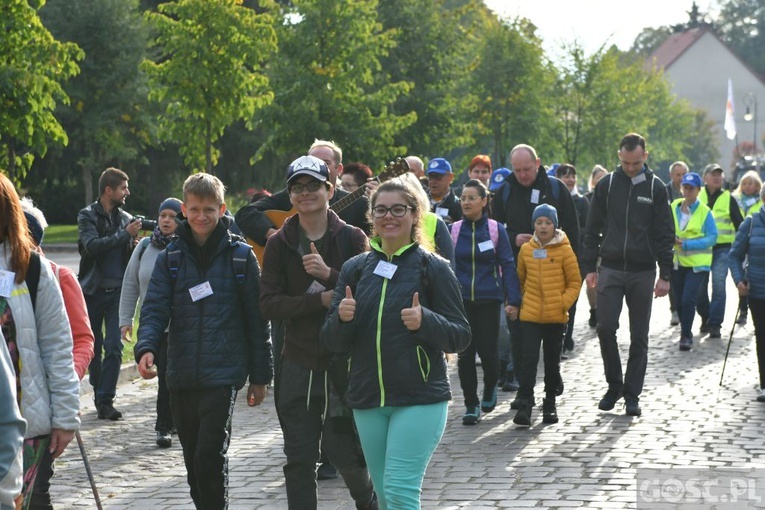 Pielgrzymka z Ośna do Górzycy już w drodze