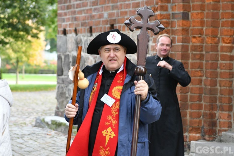 Pielgrzymka z Ośna do Górzycy już w drodze