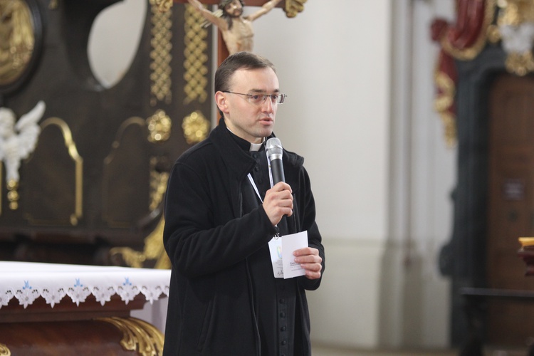 Służba liturgiczna u Matki Łaskawej