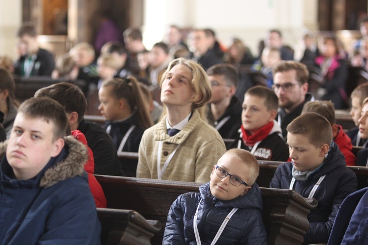 Służba liturgiczna u Matki Łaskawej