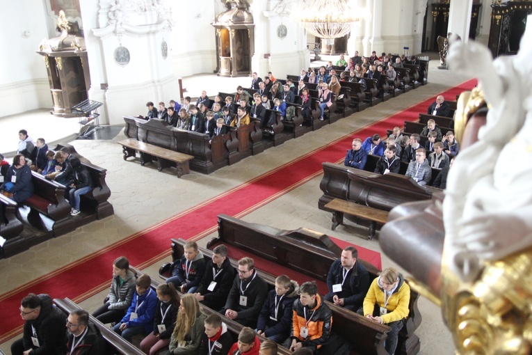 Służba liturgiczna u Matki Łaskawej