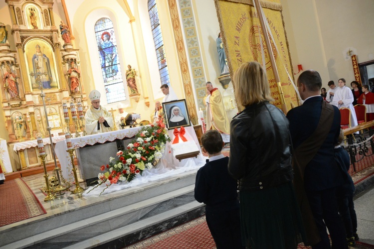 Fałkowice. Dziękczynienie za beatyfikację parafianki