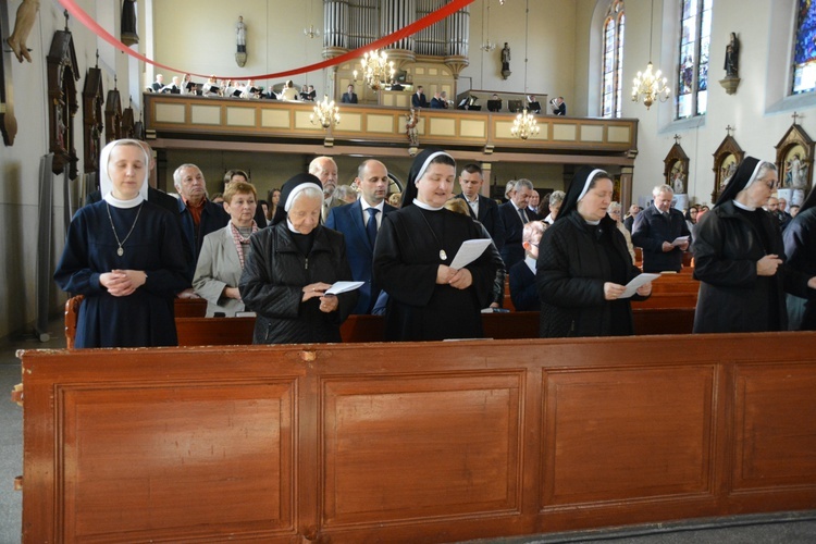 Fałkowice. Dziękczynienie za beatyfikację parafianki