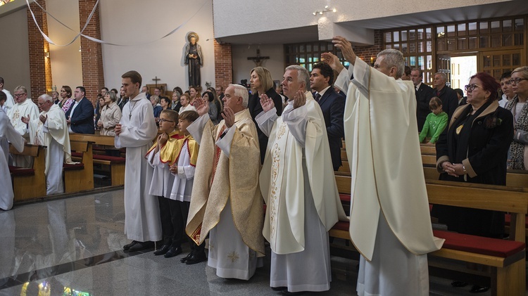 35-lecia poświęcenia kościoła w Stalowej Woli