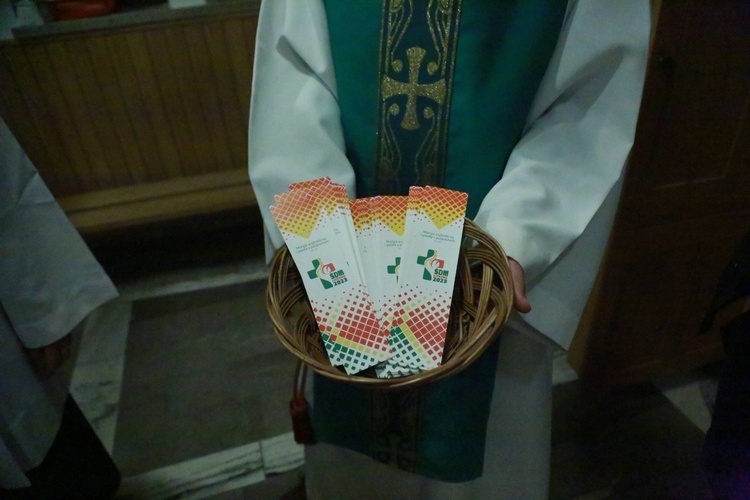 Światłość w ciemności - Dębica